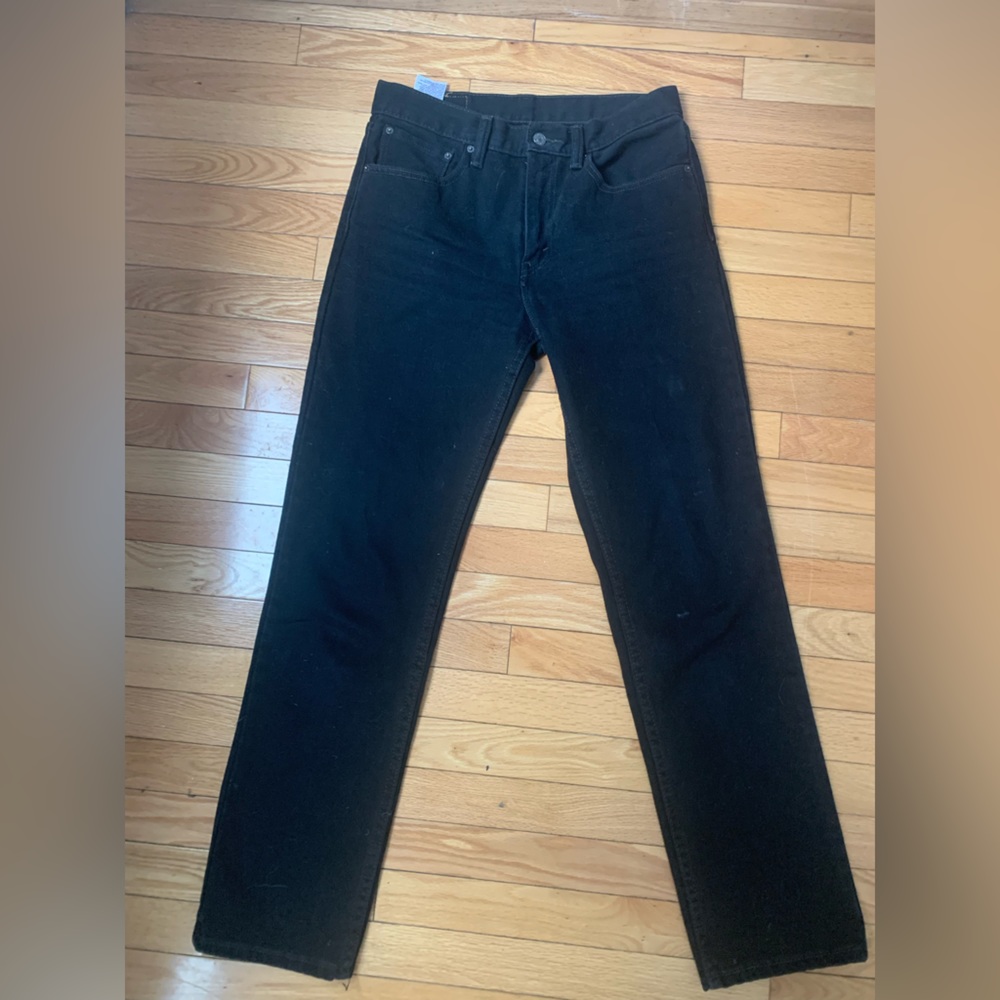 Black Levi’s High Rise Straight Leg 516 Jeans